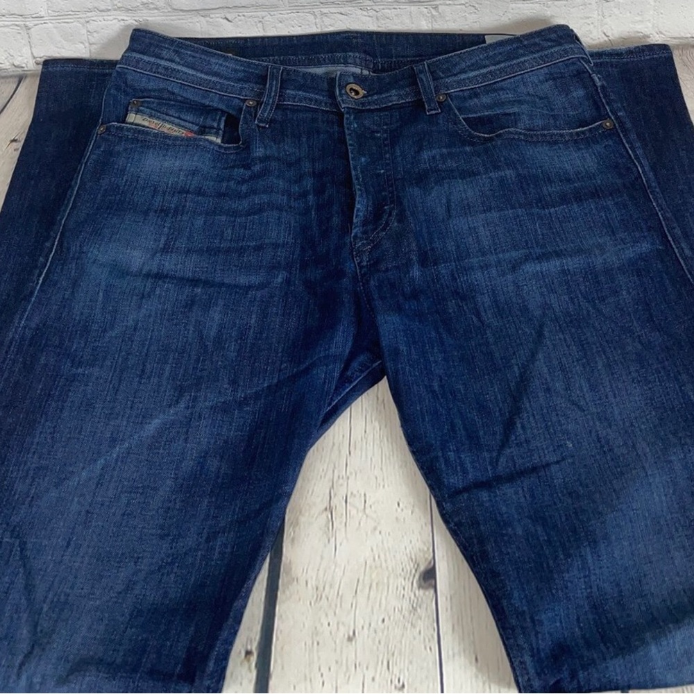 LIKE NEW DIESEL MEN'S BUSTER BUTTON FLY JEANS SZ 31x32